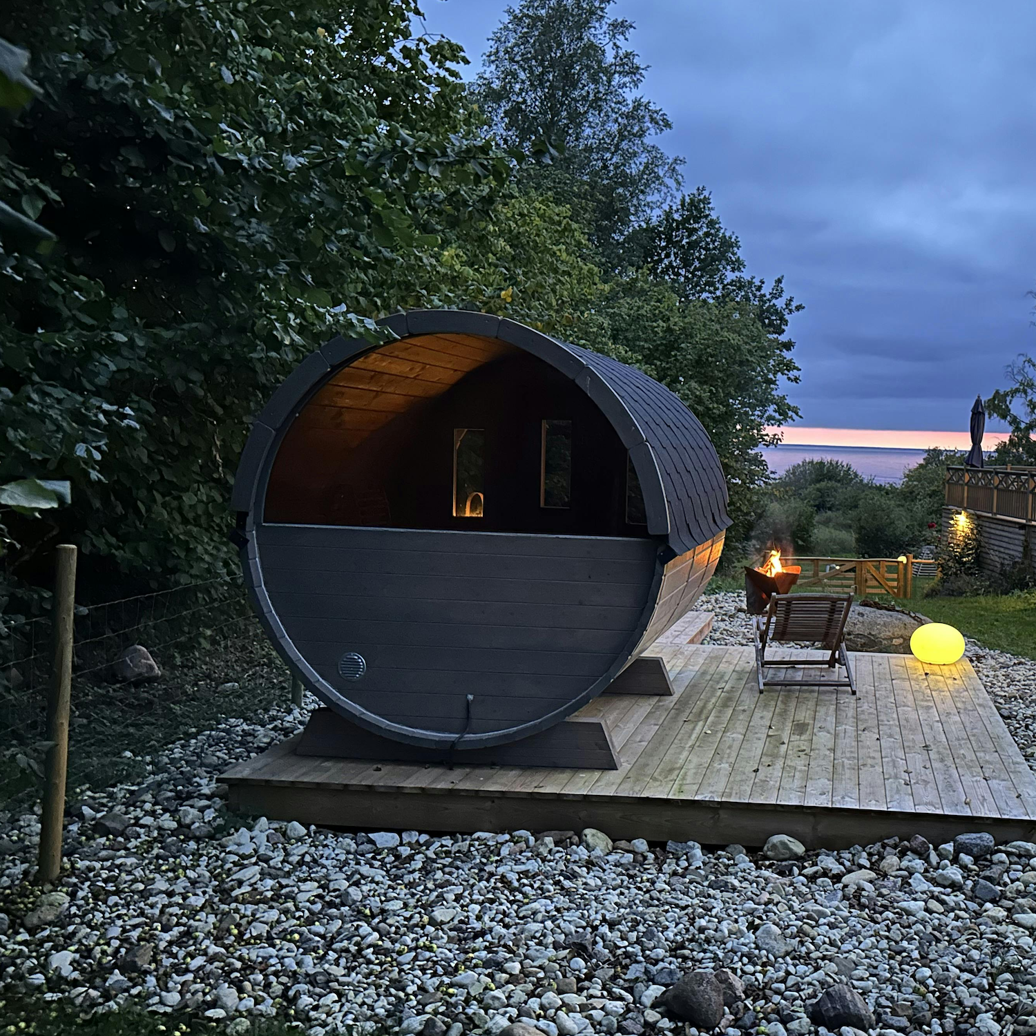 SAUNASNET® Outdoor Sauna With Semicircular Glass Windows Barrel 04